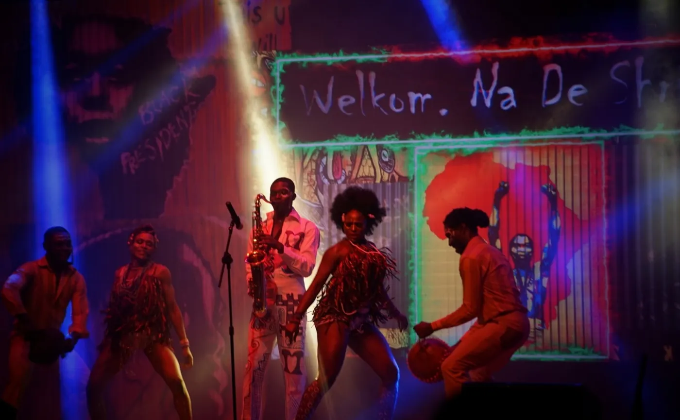 Fela Kuti funda el afrobeat en Lagos