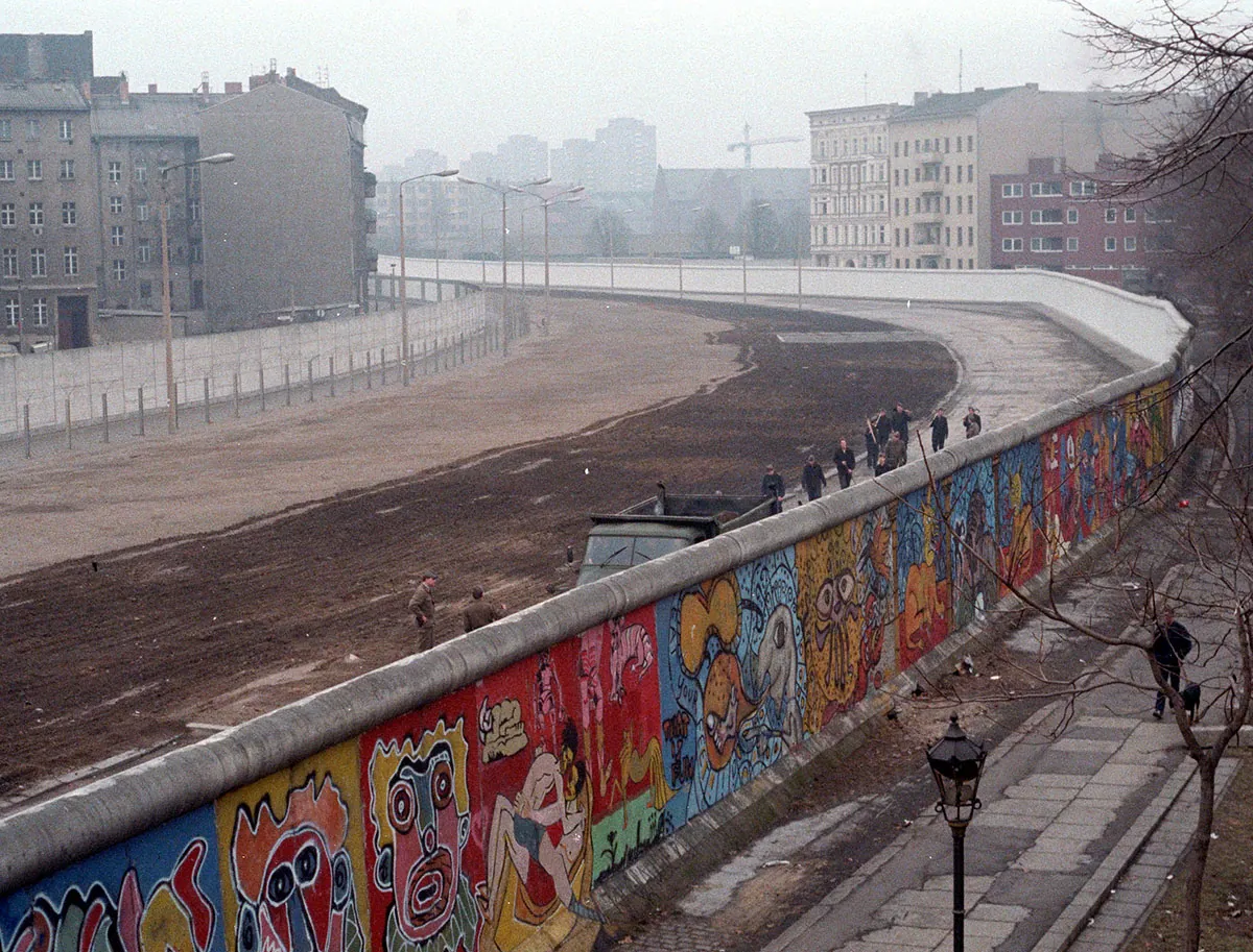 Cae el muro de Berlín