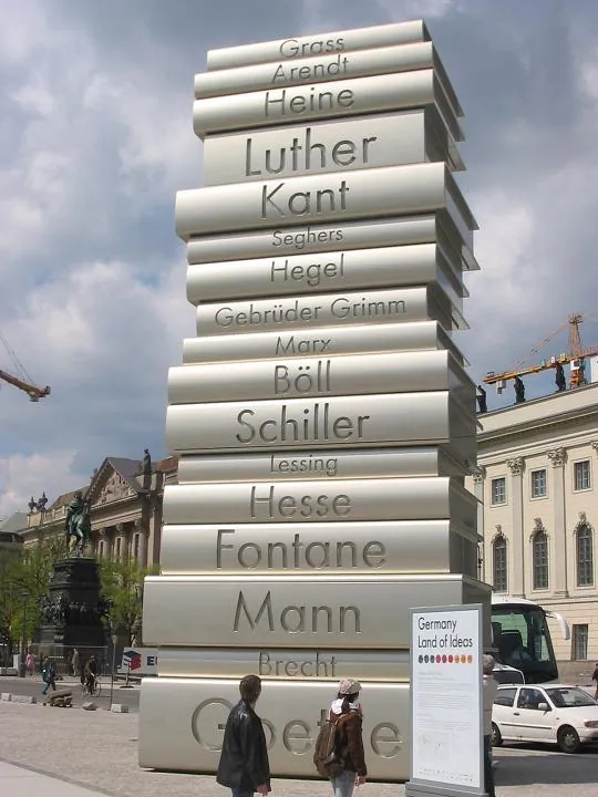 Nace el Día Internacional del Libro