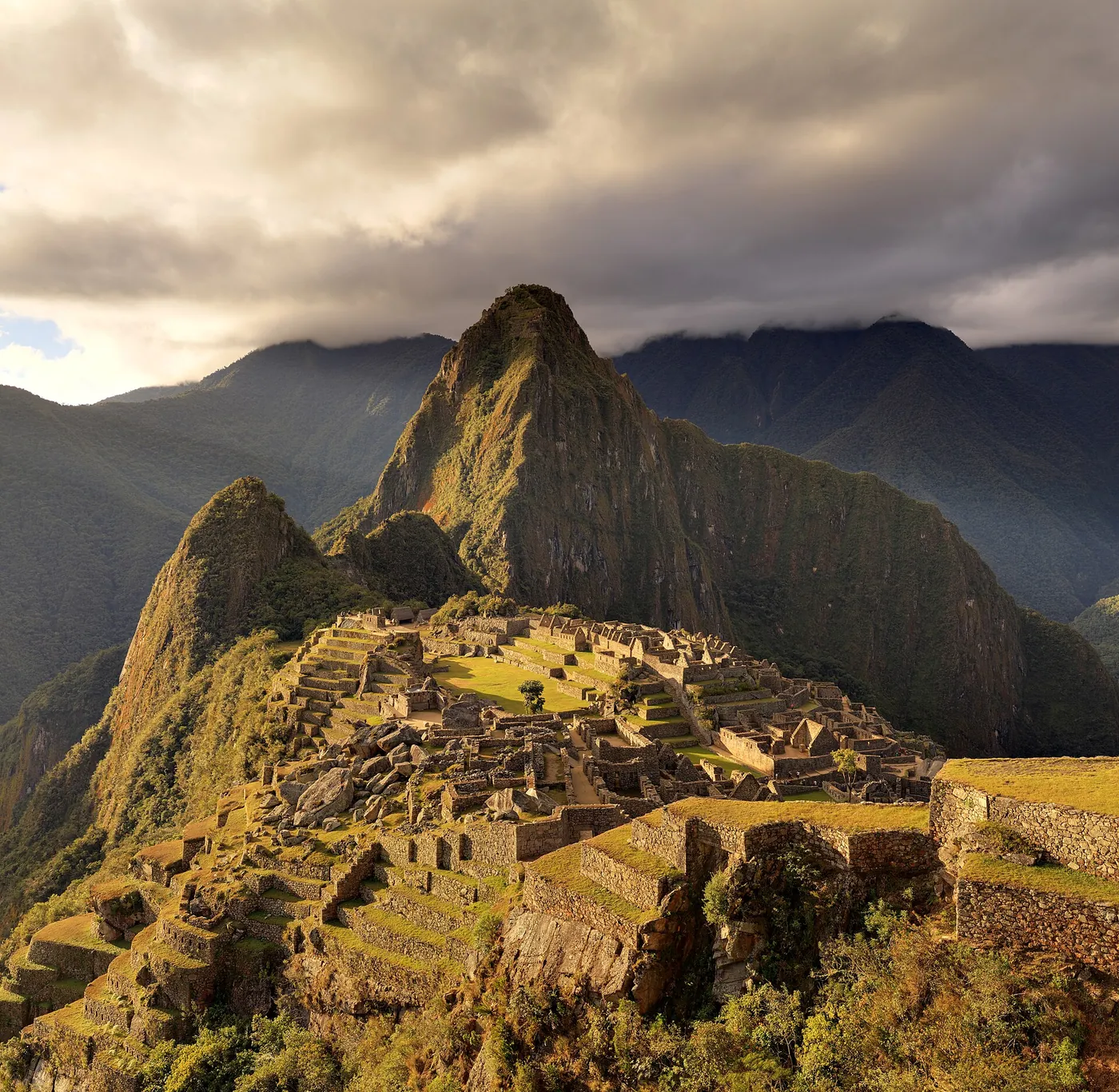 Los incas levantan Machu Picchu