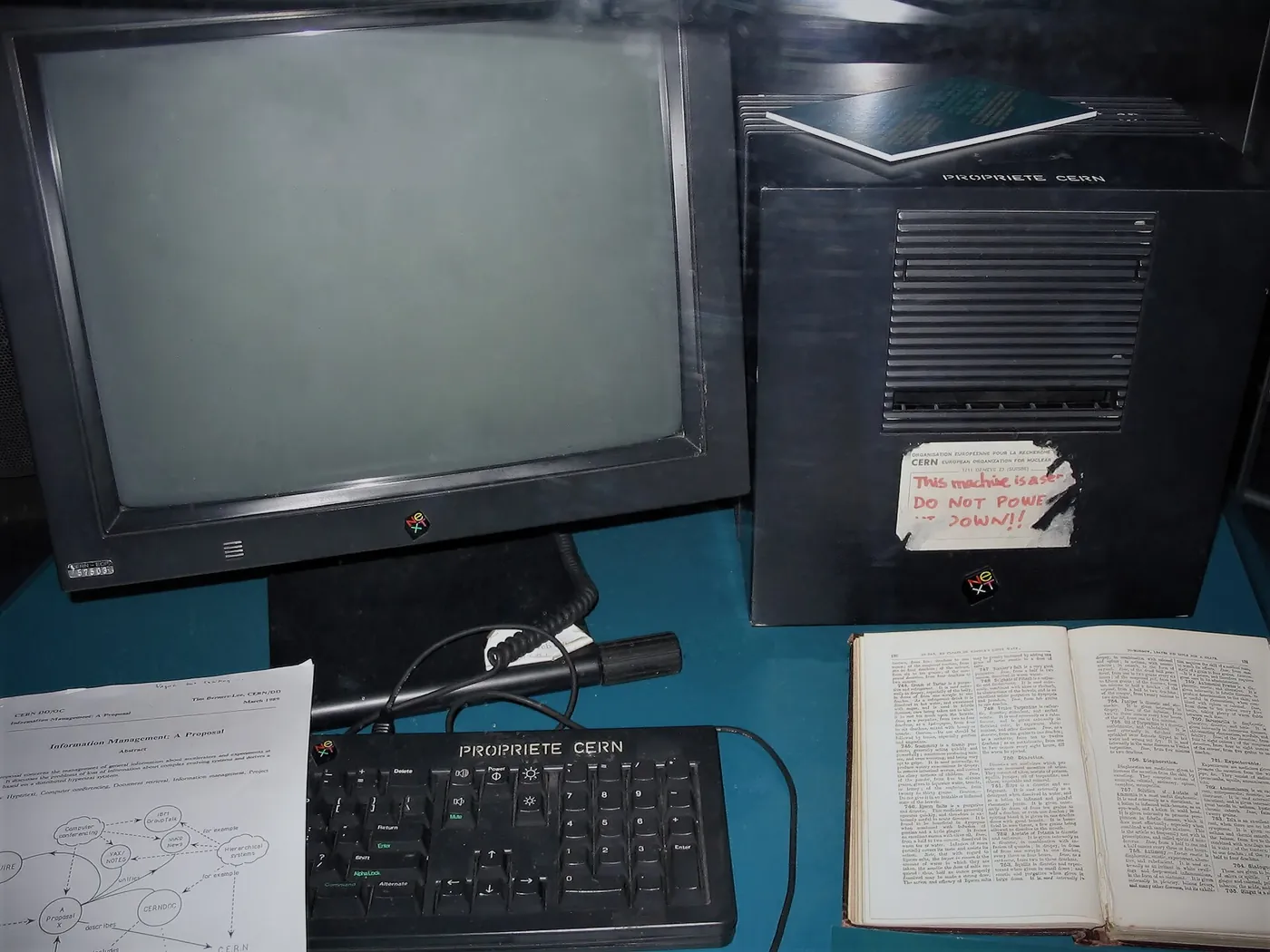 Nace la World Wide Web