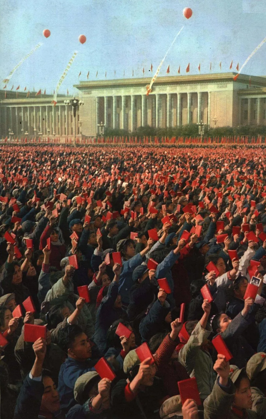 Empieza la Revolución Cultural en China