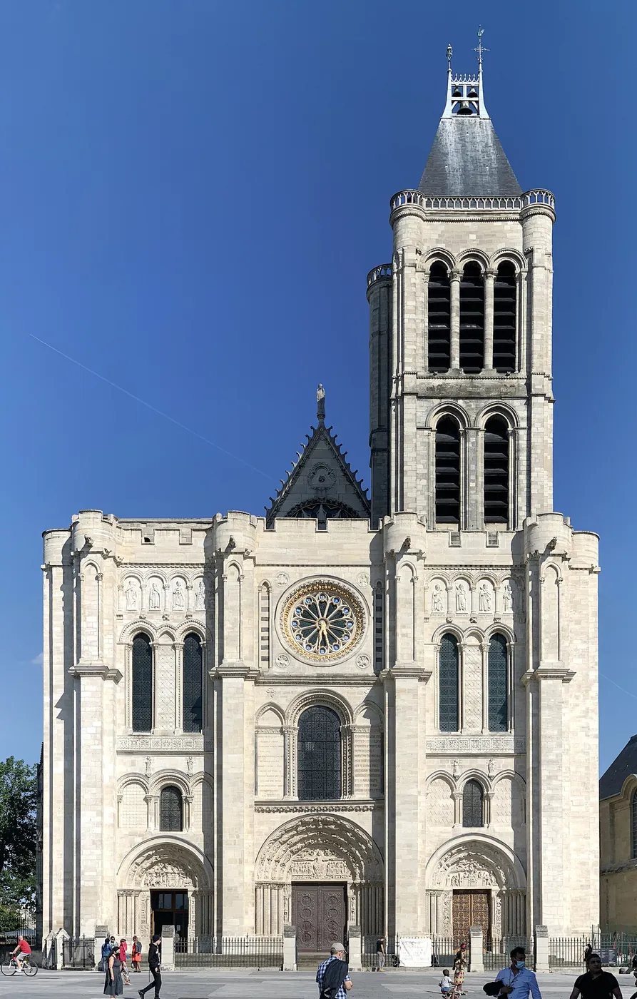 Saint-Denis inventa el gótico